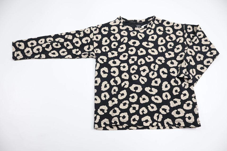 Sweater from Lindex - Size 110 - Black