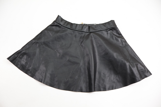 Kjol i skinnimitation från H&M - Storlek 104 - Svart