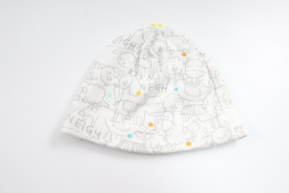 Hat from H&M - Size 50 - White