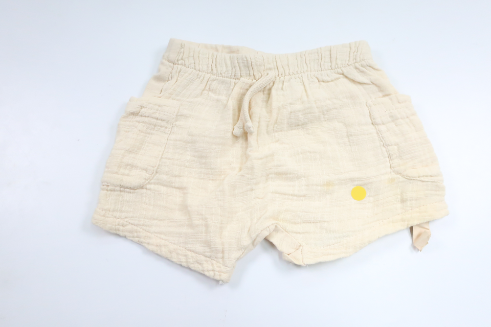 Shorts from Zara - Size 62 - Off-white