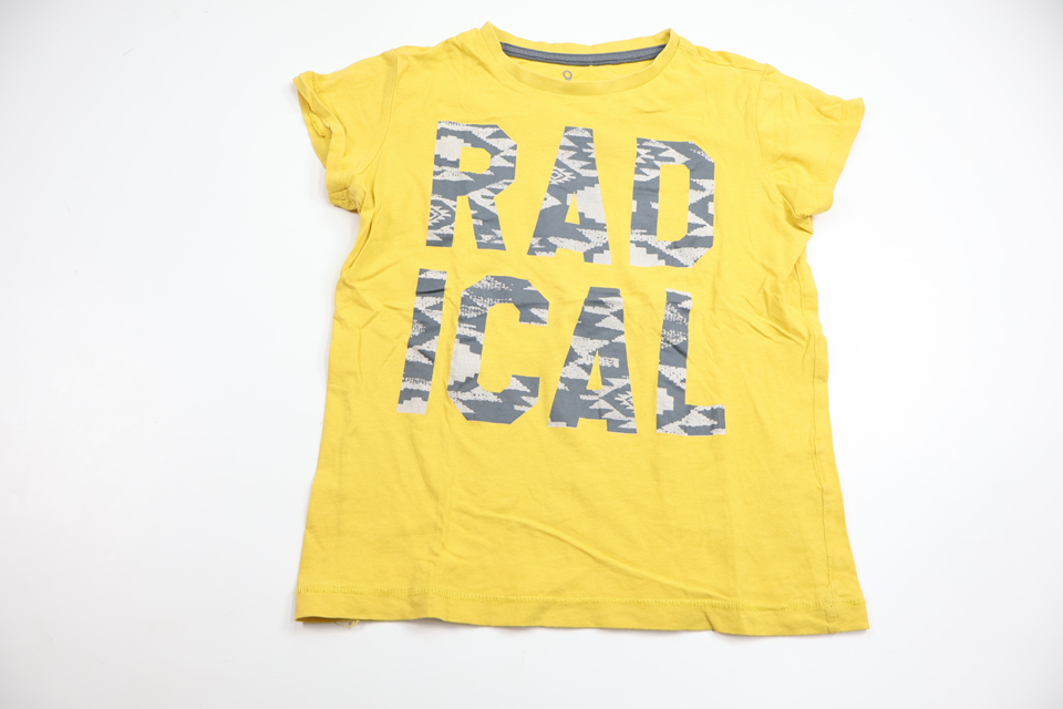 T-shirt från Åhléns - Storlek 122 - Gul