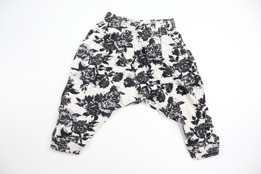Floral pants from Baby Skill - Size 62 - Black