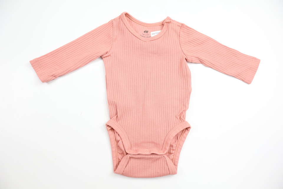 Ribbed body from H&M - Size 56 - Pink
