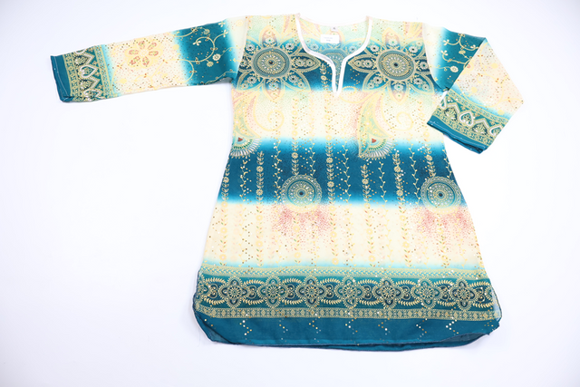 Dress from Unknown - Size 122 - Multi