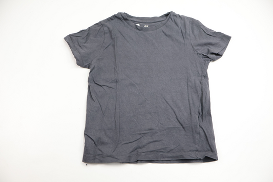 T-shirt från H&M - Storlek 110/116 - Grå