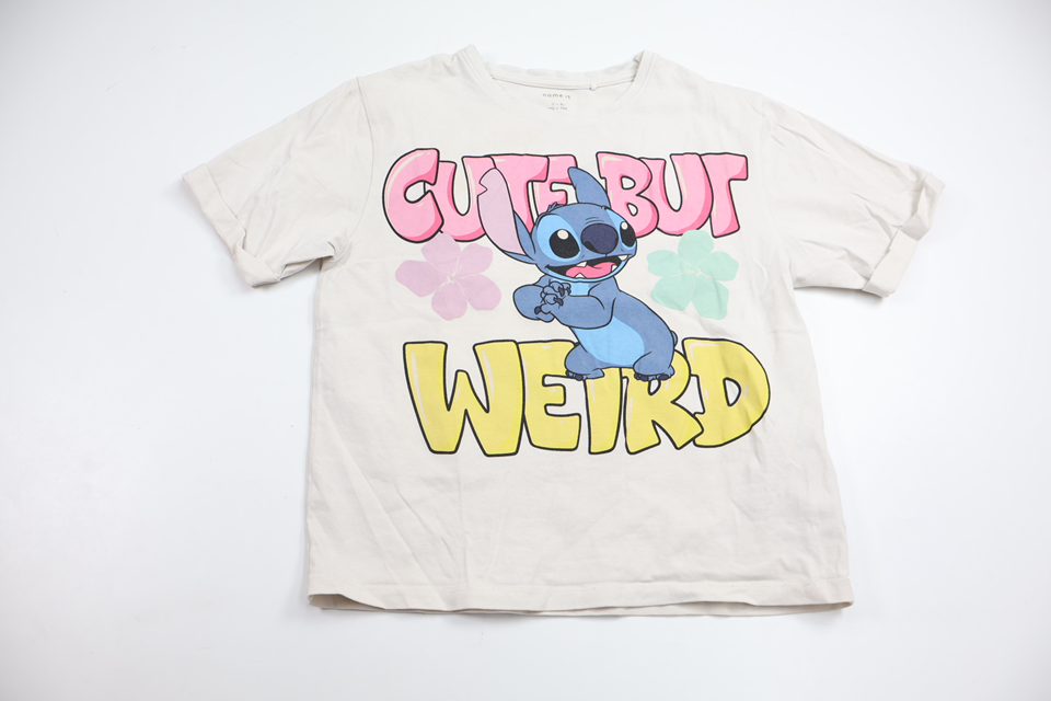 T-shirt med Stitch från Name It - Storlek 122/128 - Vit
