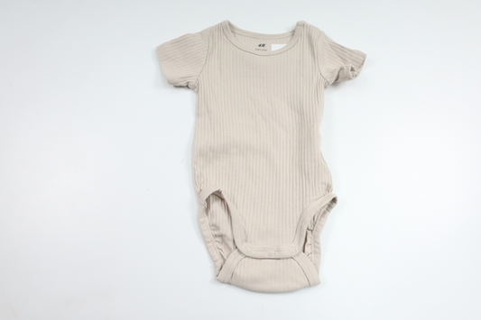 Ribbed bodysuit from H&M - Size 62 - Beige