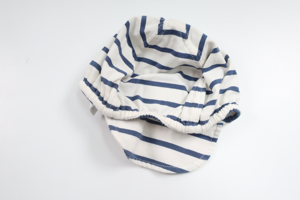 Soft cap from Polarn o. Pyret - Size 44/46 - White