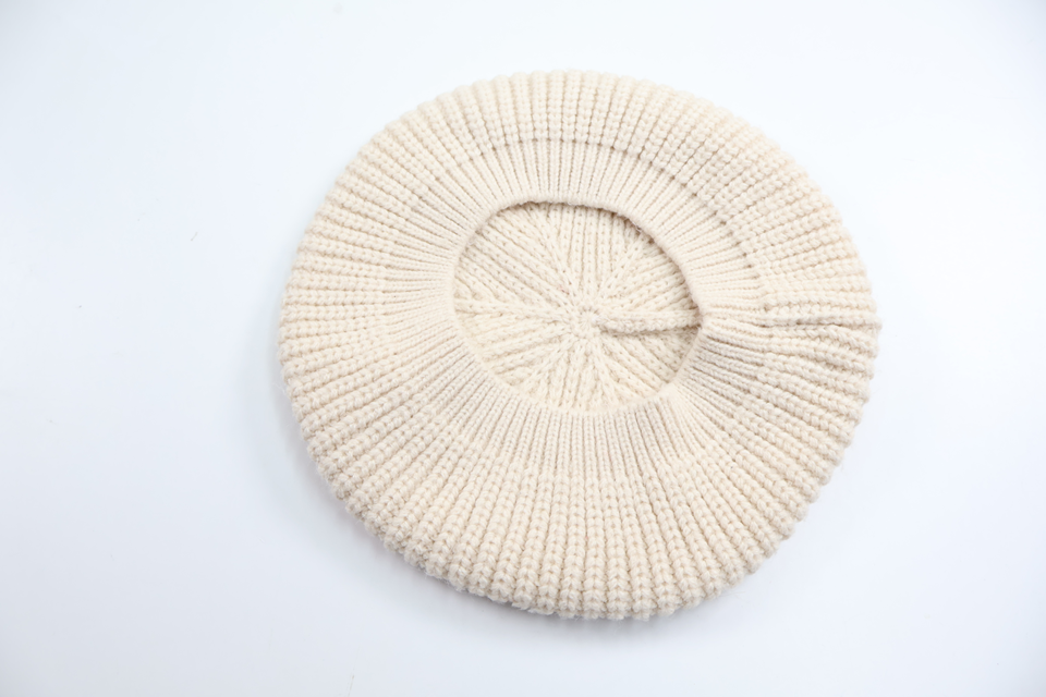 Beanie from H&M - Size 92/116 - Beige