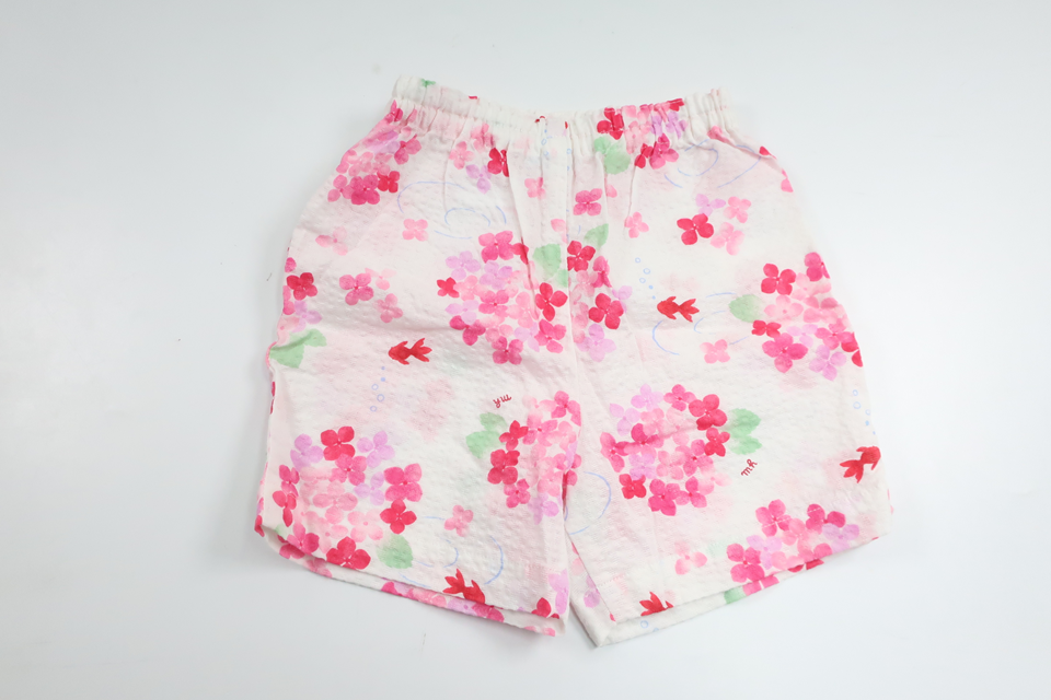 Floral shorts from Miki House - Size 86/92 - Multi