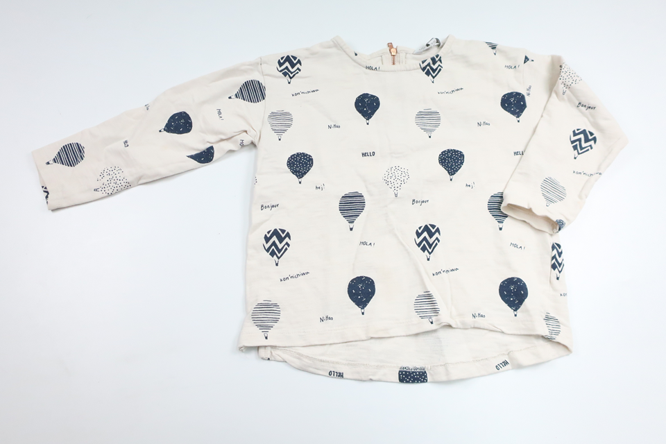 Sweater with hot air balloons from Åhléns - Size 98/104 - Off-white