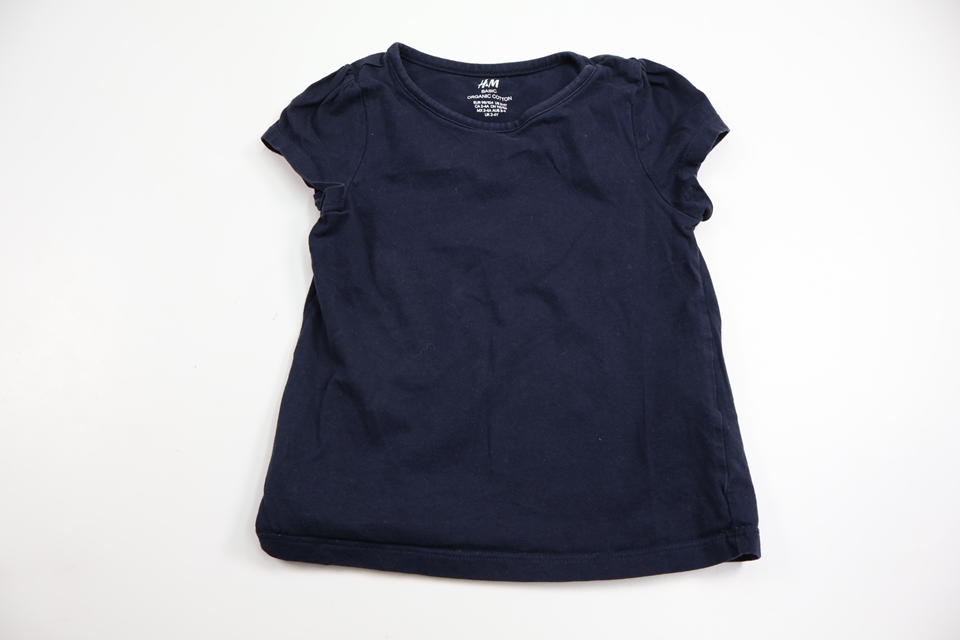 T-shirt från H&M - Storlek 98/104 - Marinblå