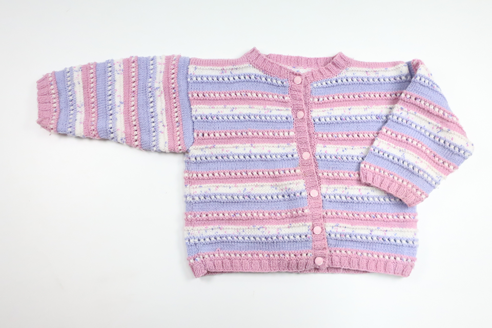 Knitted cardigan from Hemstickat - Size 110 - Purple