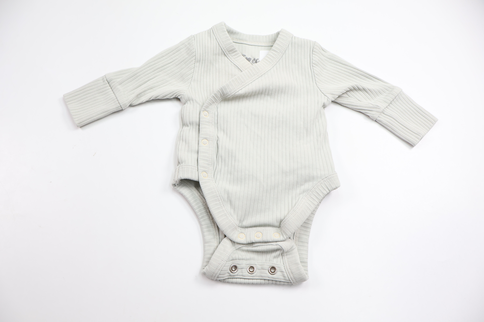 Ribbad omlottbody från ICA I Love Eco - Storlek 50 - Grön