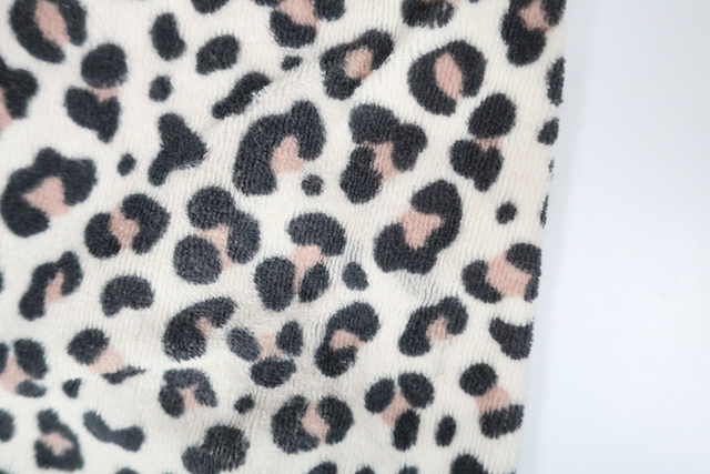 Fleece pajama bottoms from H&M - Size 98/104 - Off-white