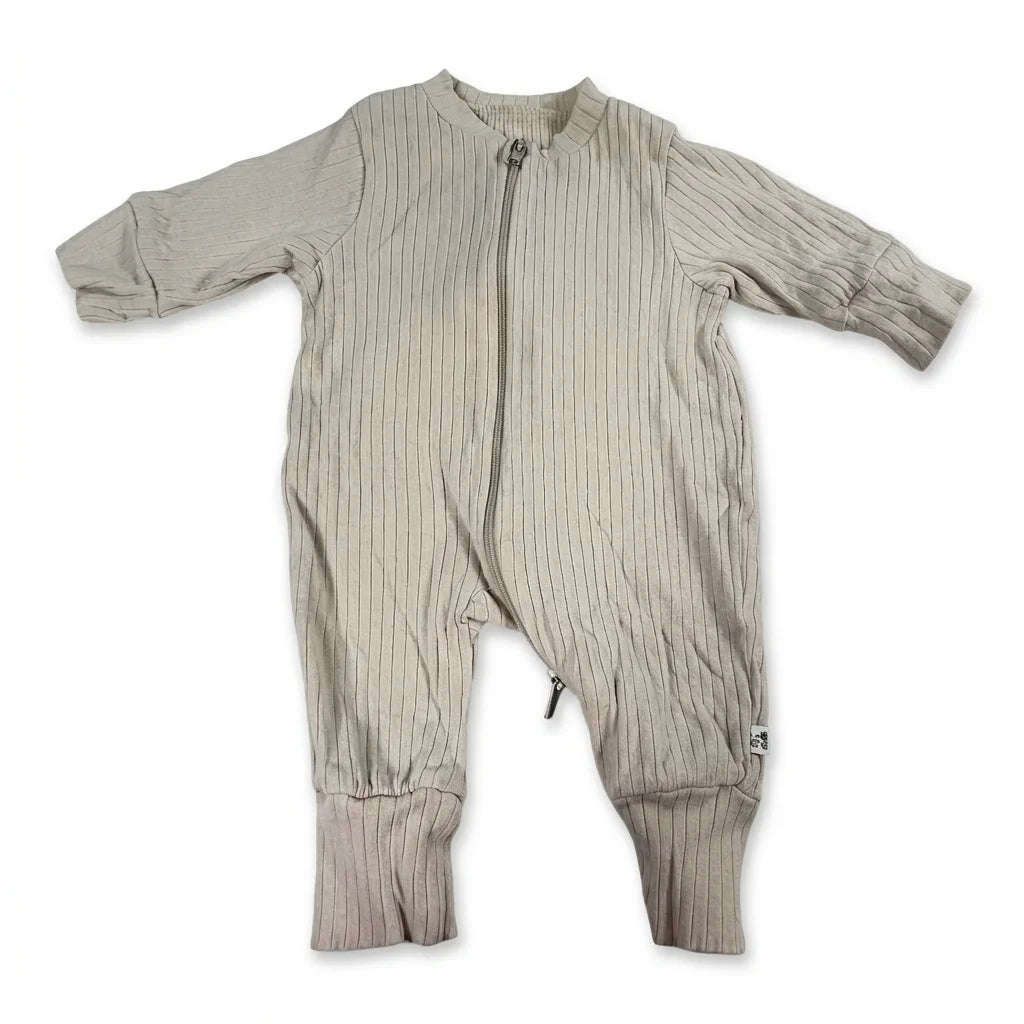 Pyjamas från Tiny One - Storlek 44 - Beige