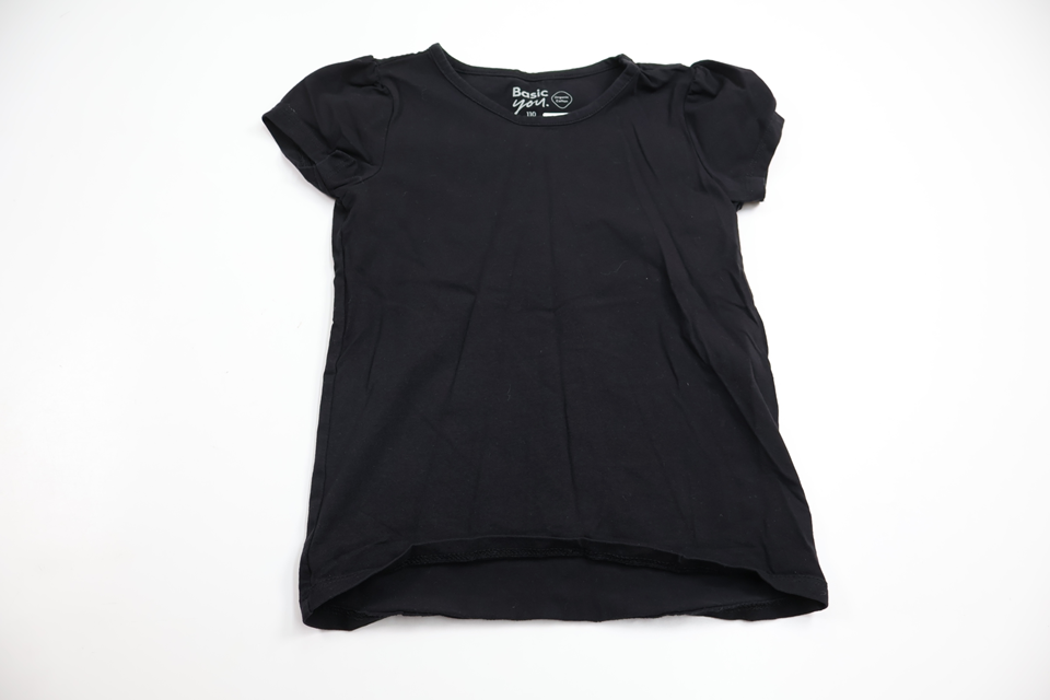T-shirt from Basic U - Size 110/116 - Black